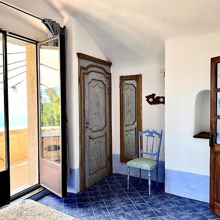 Casa Vacanze A Lea L'Ua 피날레리구레 객실 사진
