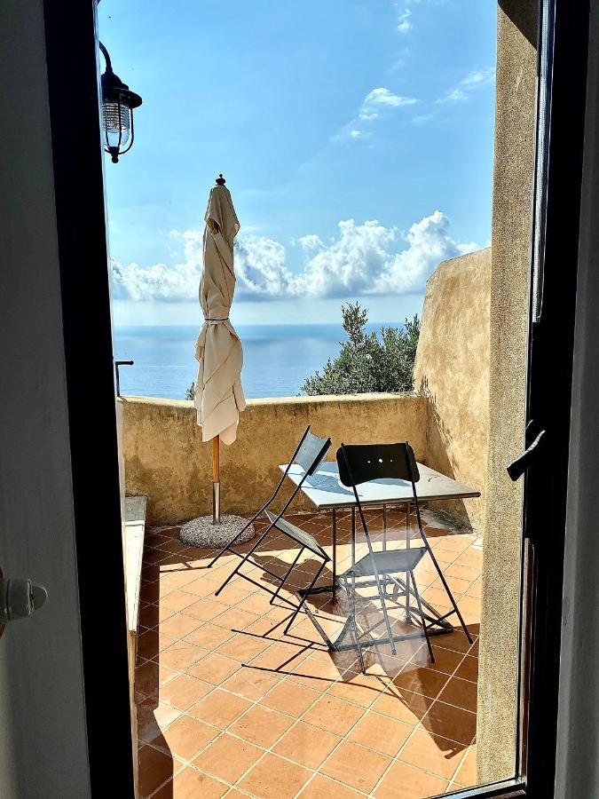 Casa Vacanze A Lea L'Ua 피날레리구레 외부 사진