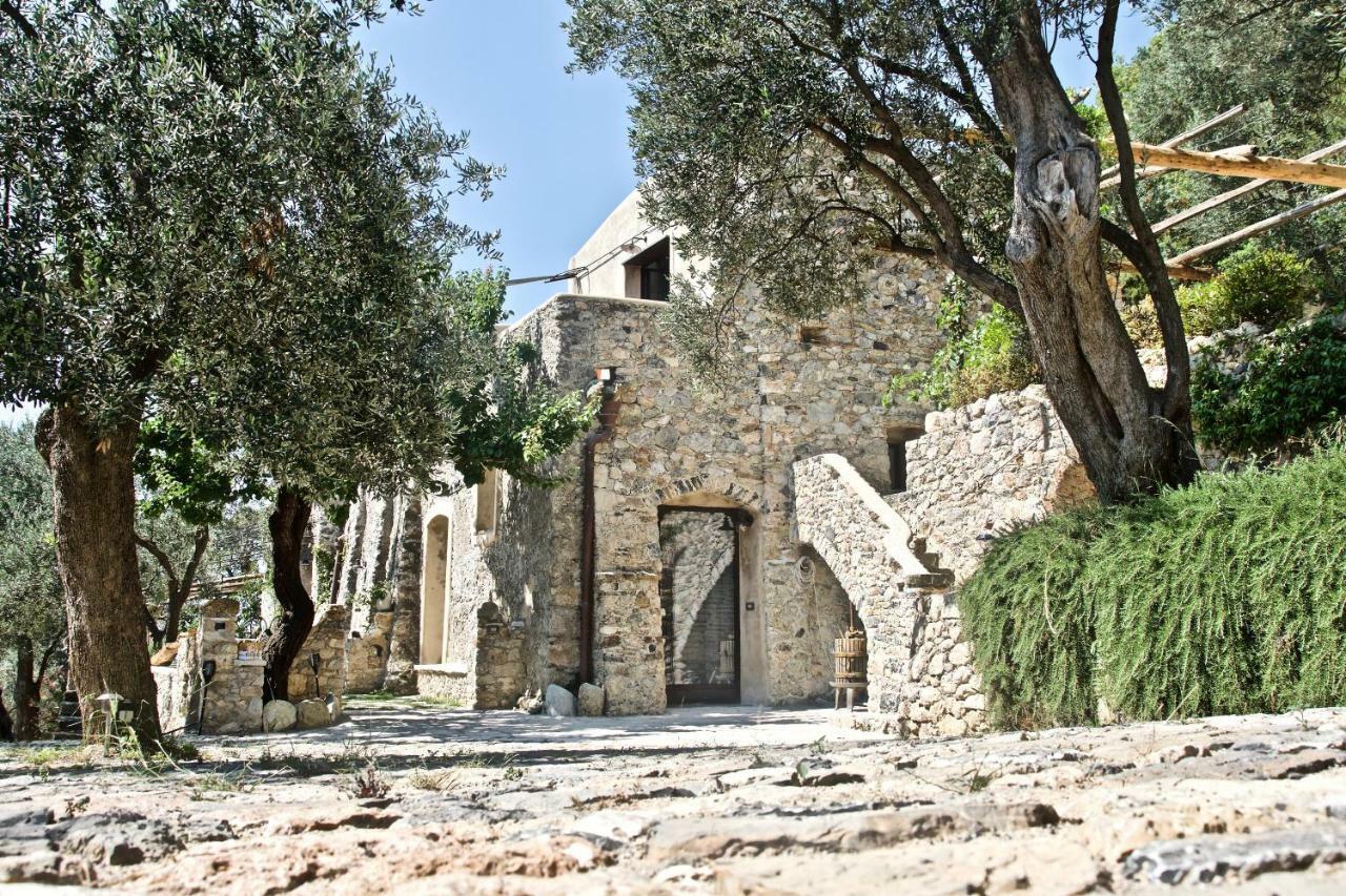 Casa Vacanze A Lea L'Ua 피날레리구레 외부 사진